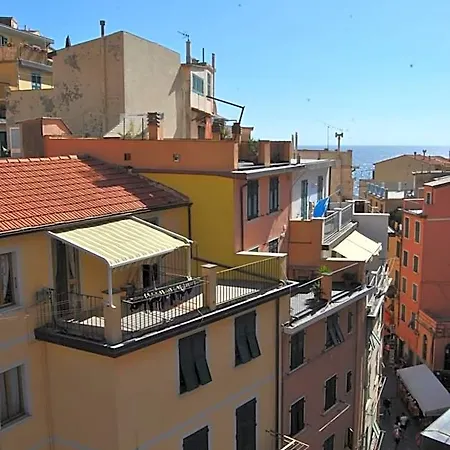 Banchi 3* Manarola